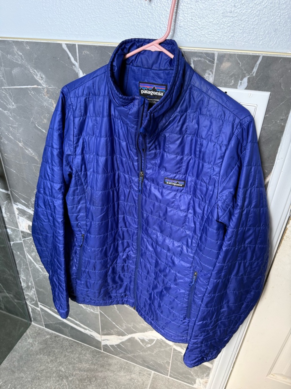 Patagonia nano puff jacket